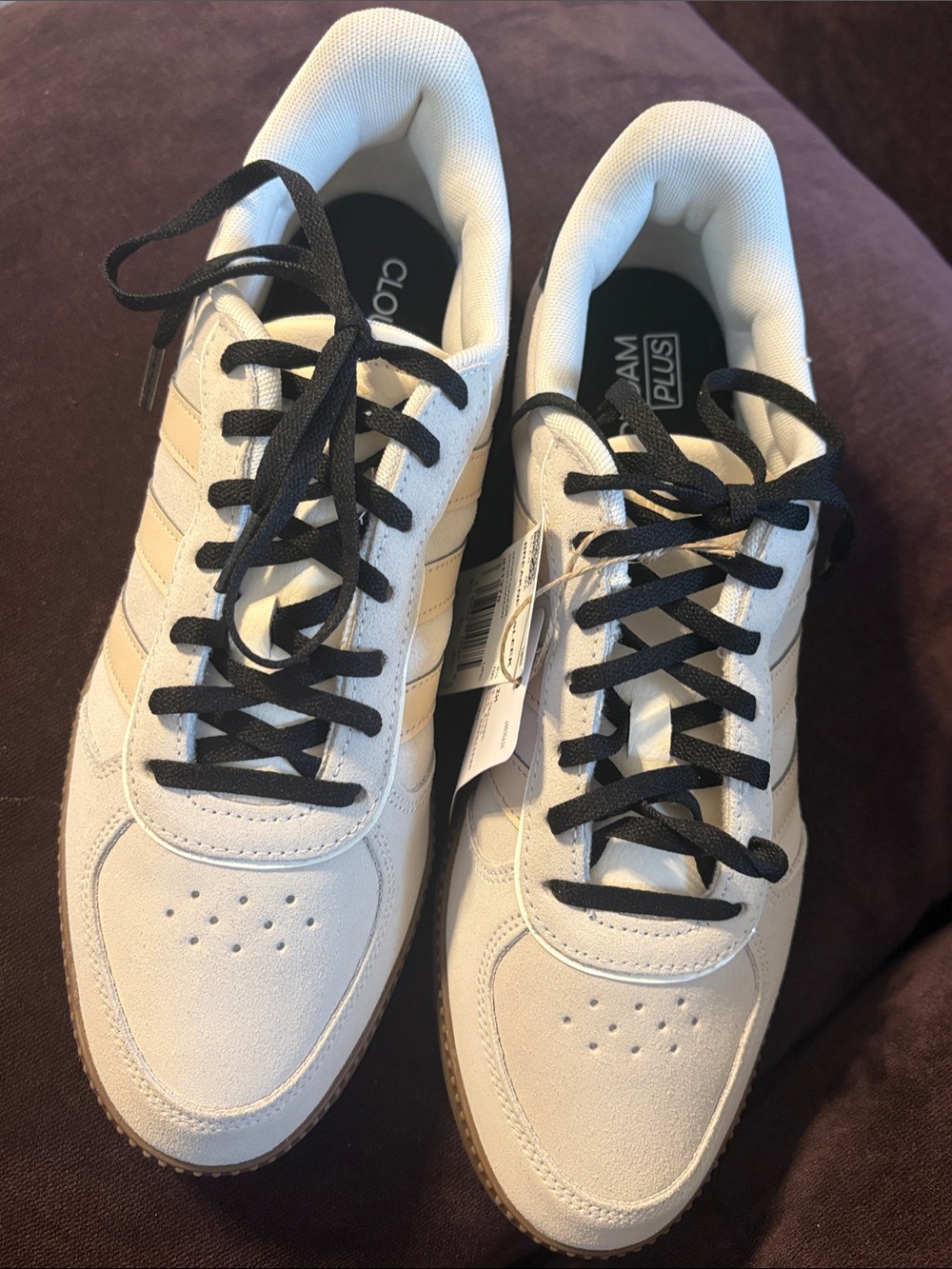 Adidas women’s Breaknet Sleek Casual Sneakers in White and Black NWT size 10